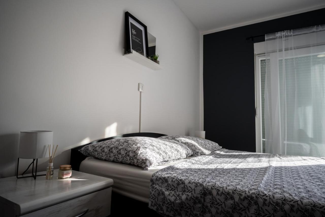 Hedonist Apartment Šibenik Eksteriør bilde