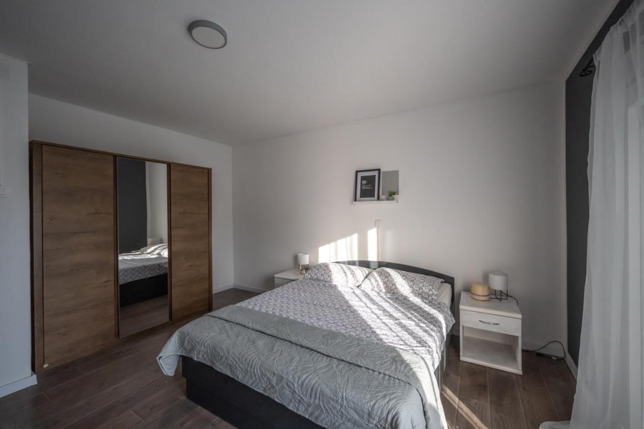 Hedonist Apartment Šibenik Eksteriør bilde